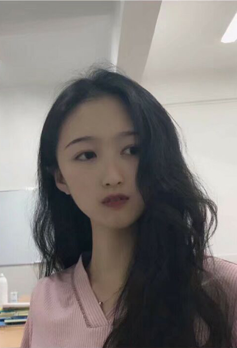 李雨萱